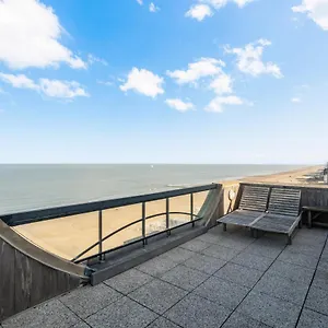 Appartement Penthouse App Met Imposant & Eindeloos Zeezicht, Middelkerke