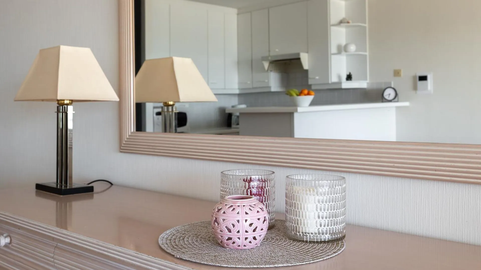 Royal Middelkerke Met Garage Apartment